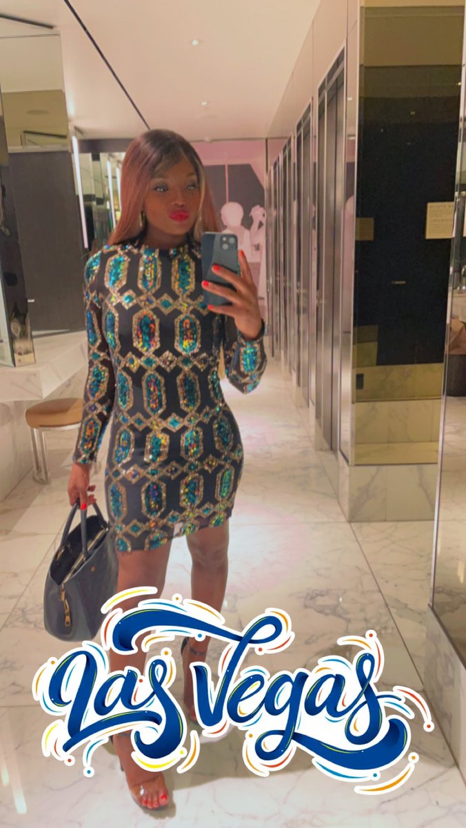 KolasLooks's tweet image. Pretty Girl Summer