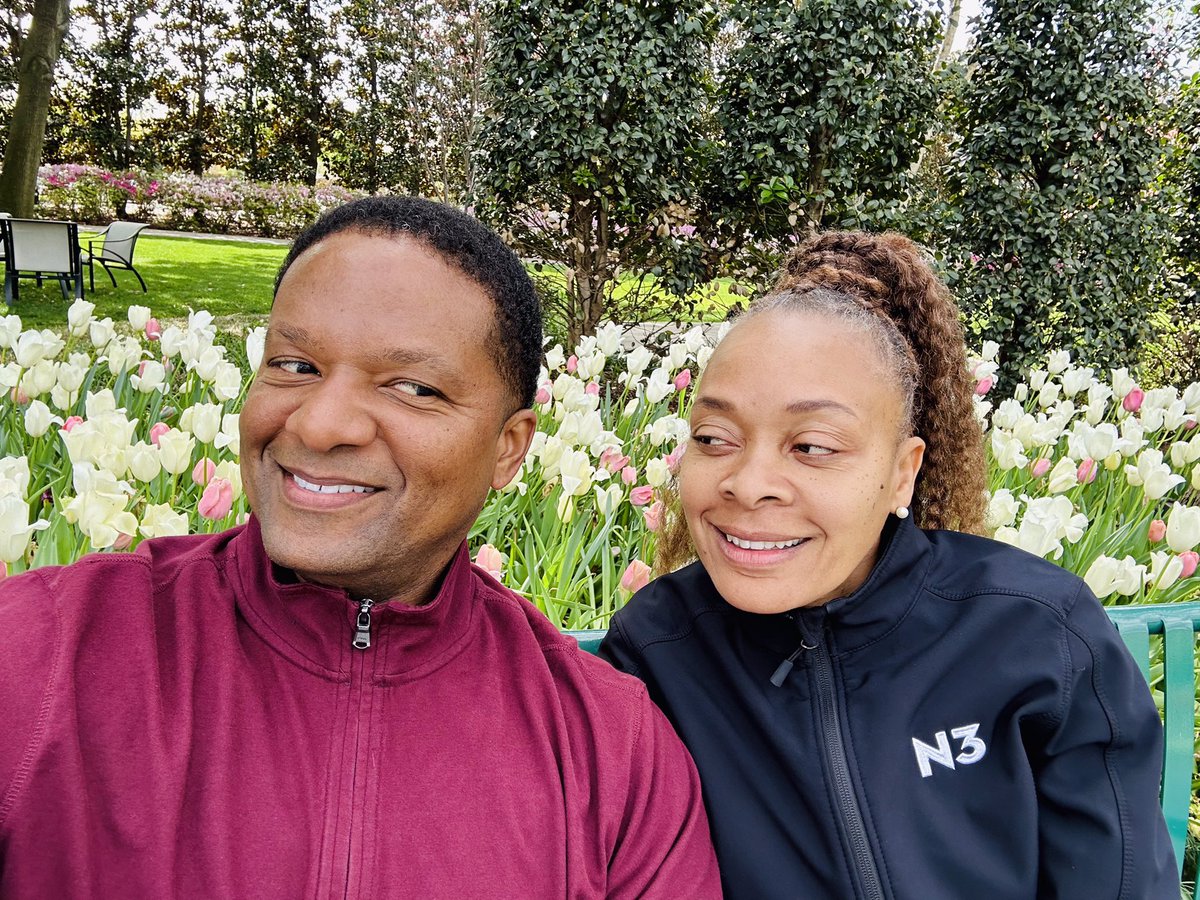 VinceSimsNBC5's tweet photo. We see each other! #teamsims #adventureswithvince @dallasarboretum https://t.co/LGvIa5y6zb