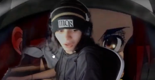 When your playing a Valorant game, getting called cringe/flamed and you go on the stream after and see this xd