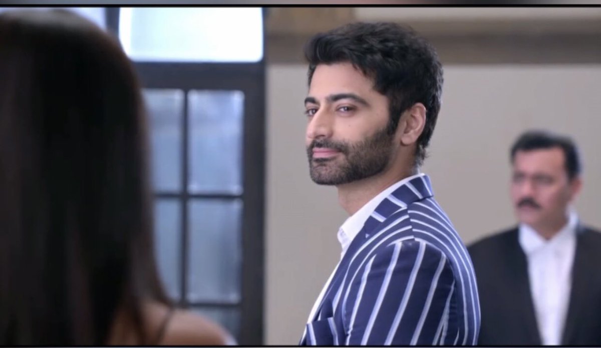 aishwar53416699's tweet photo. From #DrCool to investigator to lawyer to psychologist to #SaiJoshiβs SAVIOR @har1603 you ROCKED every single frame brilliantly.
Thank You for being our #DrSatya
Loved victory smile between our #SaiYa β€οΈβ€οΈ
#SaiYa #DrSatya #SaiJoshi #HarshaArora #GhumHaiKisikeyPyaarMeiin https://t.co/Gnb0kXNCur