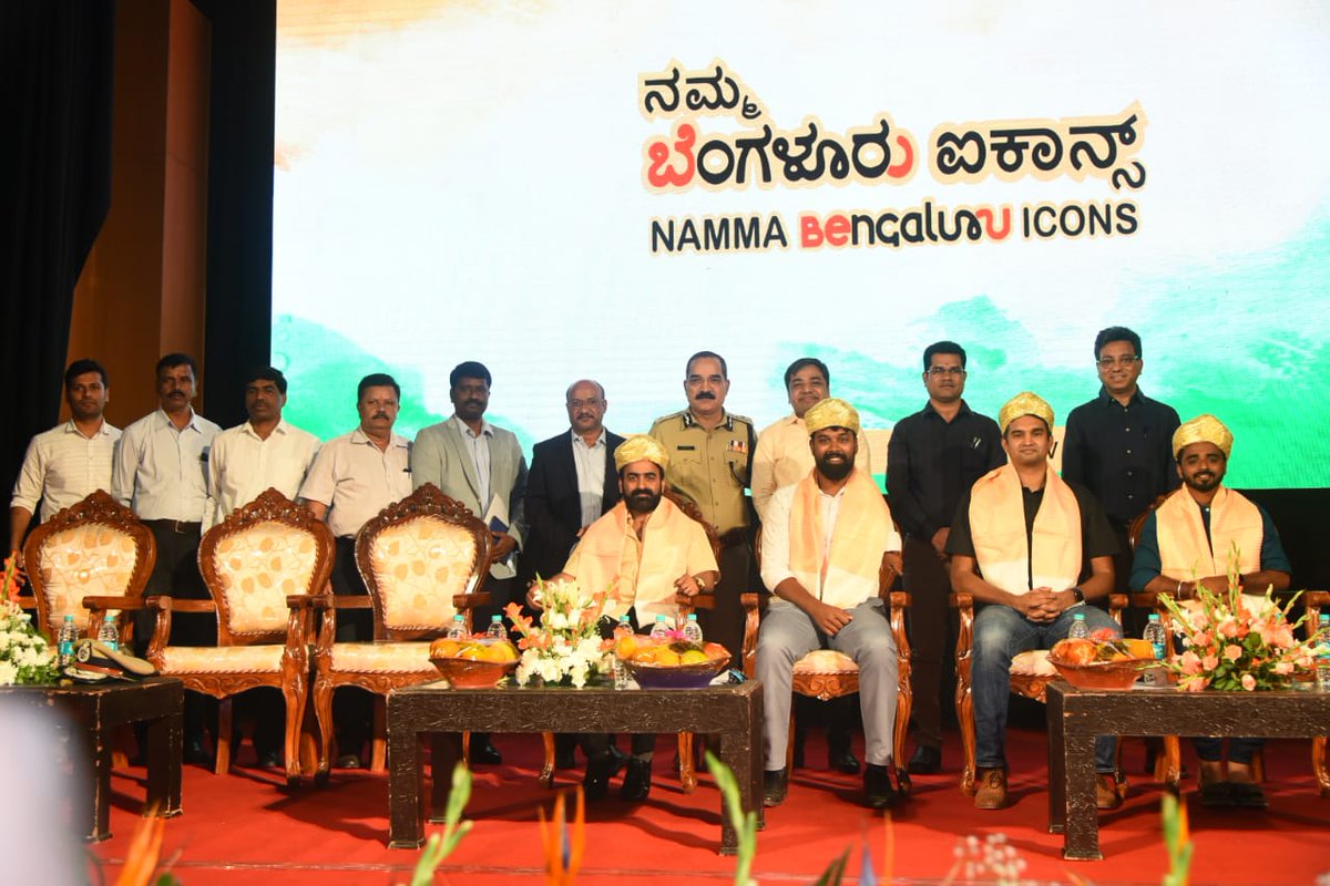 Voting is a responsibility!
Happy to be a part of the ambassadors for 2023 elections. Thank you Election Commission of India and BBMP. Proud to be an icon. 
Requesting everyone to vote responsible and promote voting.
#letsvote #election #karnataka #bengaluru #icon