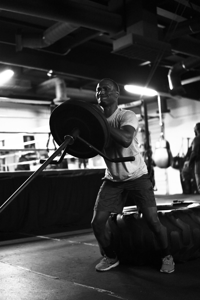 KennethSimsJr's tweet photo. Full court press, foot on they neck and I can’t let ‘em breathe!! 😡. #TeamBossman 
•
•
📸: @rj_binene https://t.co/Ukp0Y2902Q
