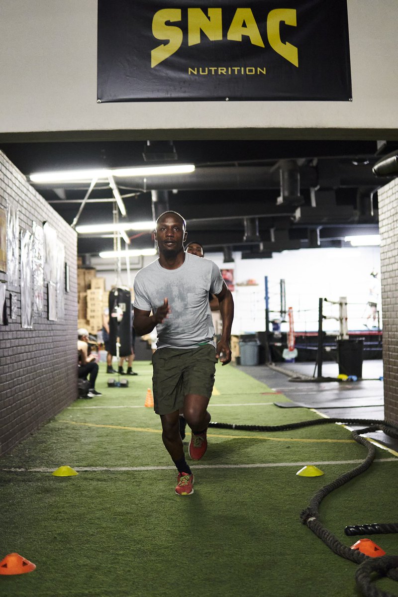 KennethSimsJr's tweet photo. Full court press, foot on they neck and I can’t let ‘em breathe!! 😡. #TeamBossman 
•
•
📸: @rj_binene https://t.co/Ukp0Y2902Q