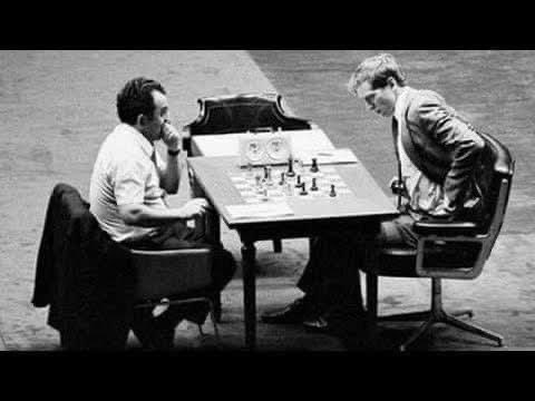 Ruhichess's tweet image. What would you be willing to pay to sit in the third chair during round 6th of the candidates chess match between Petrosian and Fischer in 1971?
#chesslovers #chesscandidate