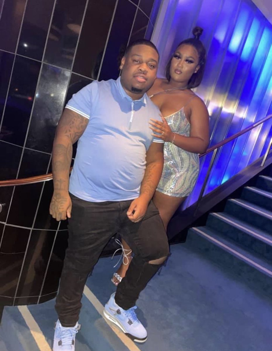 BrianaReports's tweet photo. Ahead at 10– Car trouble lead to a deadly crash that took the life of 23 y/o Darius Taylor on a busy Houston highway. How his family is remembering their “protector” and dealing with his unexpected death. https://t.co/TiSMVCkawz