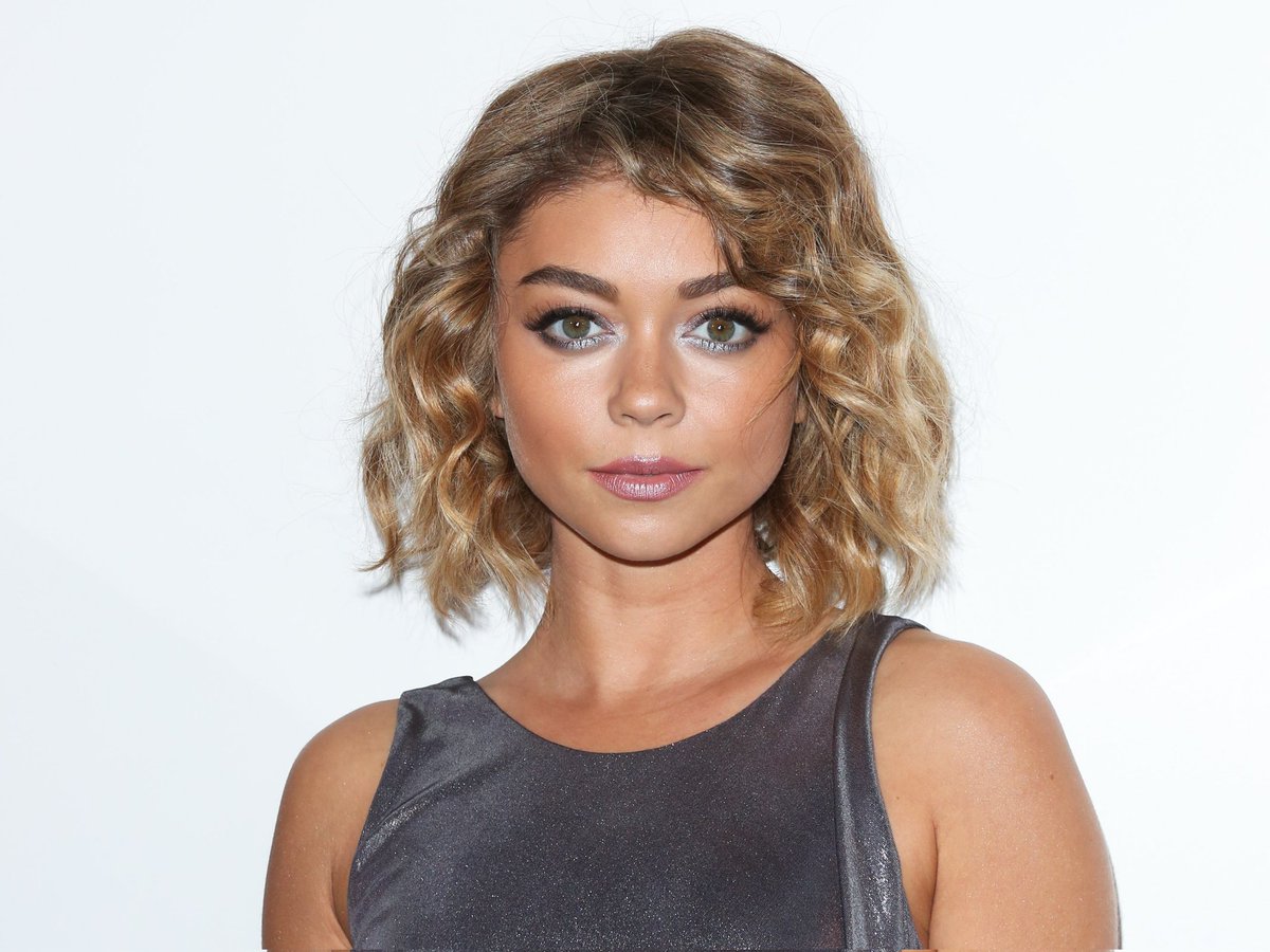 Primeiro pôster de \, image size:1200x900