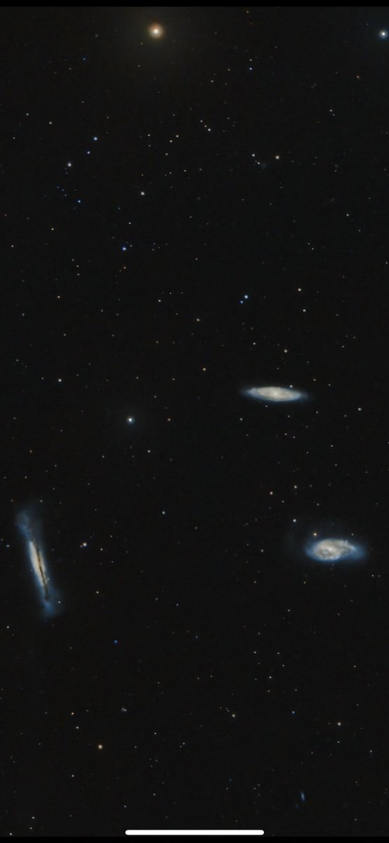 deepspaceproj's tweet photo. Last weekend, I took a trip to a suburban location in the tropics. Needless to say, with new equipment comes a barrage of clouds!!

This image consists of three galaxies found in the constellation of Leo! Presenting to you: The Leo Triplet #Astrophotography https://t.co/MIFf8xe6cS