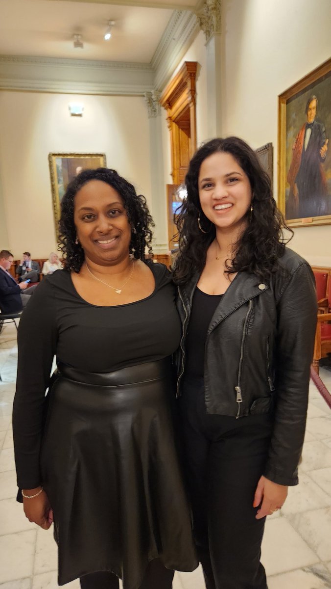 Thanks to all the #pleather girlies who joined me yesterday for our second pleather day! Not everyone made the group pic, but you were with us in spirit. 🥰 #gapol 

<a href="/SonyaHalpern_/">Senator Sonya Halpern</a> <a href="/CallanGEEARS/">Callan Wells</a> <a href="/Emma_Hurt/">Emma Hurt</a> <a href="/tanulewicz/">Teri Anulewicz</a> <a href="/epanitch/">Rep. Esther Panitch</a> @KT_Sharp12 <a href="/ecyona/">Emily Yona</a> <a href="/pintoresting/">Rachel Pinto</a> <a href="/charann_davis/">charlotte davis</a>