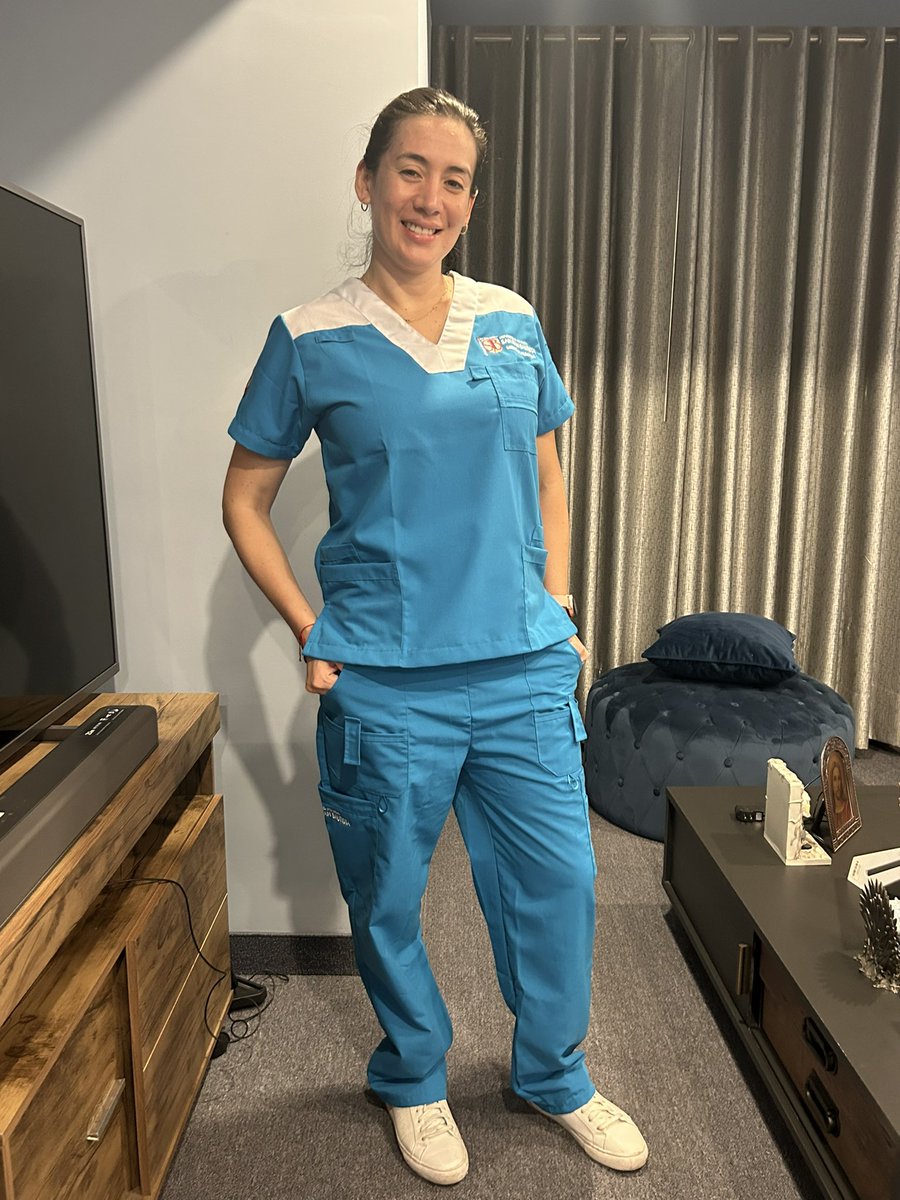 auravaness's tweet photo. Vamos por la 2da carrera❤️ #medicina creo que nunca me había sentido más feliz… https://t.co/rGGFGn4A7Q