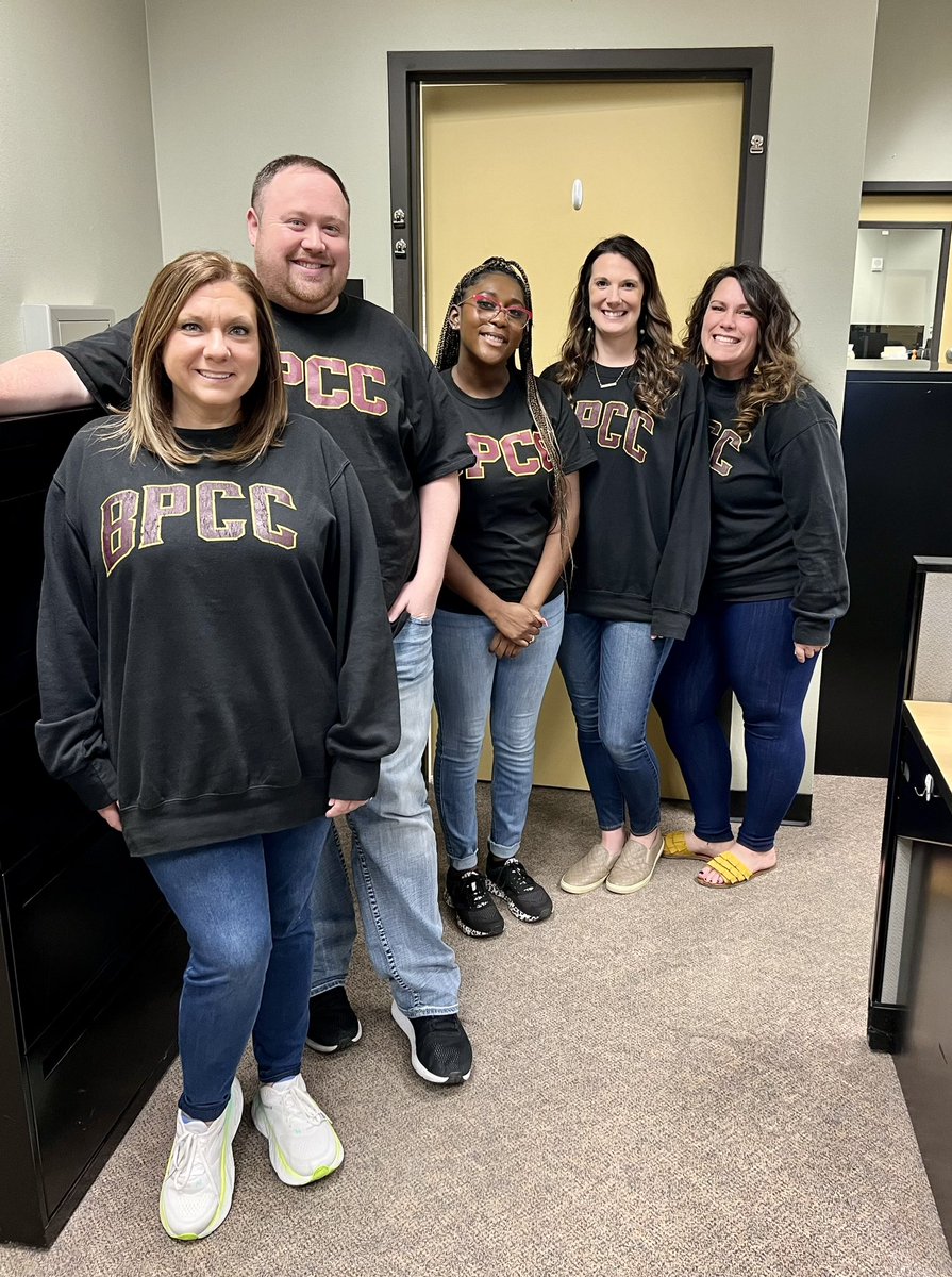 DrTAJones's tweet photo. Today was no ordinary Tuesday at BPCC.  It was Twinning Tuesday!  Chancellor Bateman and First Dog Winston joined in the fun. Of course, we didn’t miss the opportunity to have a little fun in Building F-un! #BPCCproud #BPCCbound #CCWeek23 #goLCTCS https://t.co/xFEUUpQvvr