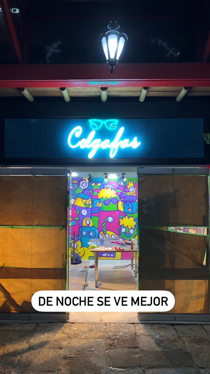 Cabungo's tweet photo. Asi va quedando la segunda tienda de @colgafas en Bogotá. 

No ha sido fácil pero ha valido la pena. 

Ojalá pronto podamos ir por la 3era 🙏 https://t.co/jc2HAkPHNa