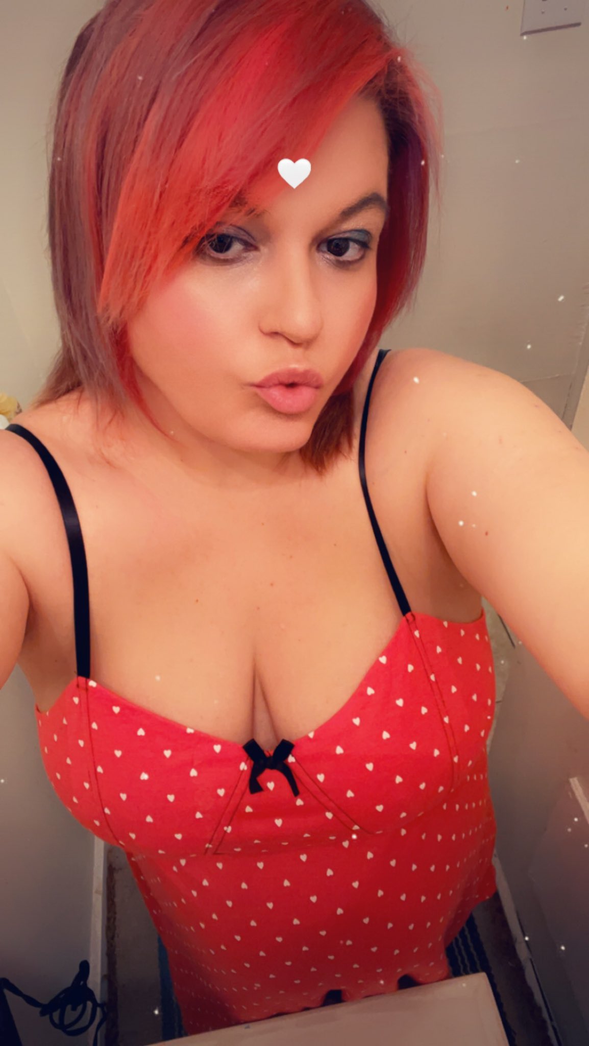 2 pic. Add me on my snap chat and dm me about my snap premium details! Doing a sale for my birthday coming up!!! 20$ monthly! Gothicqueenx3 https://t.co/kMoEFJJbRs