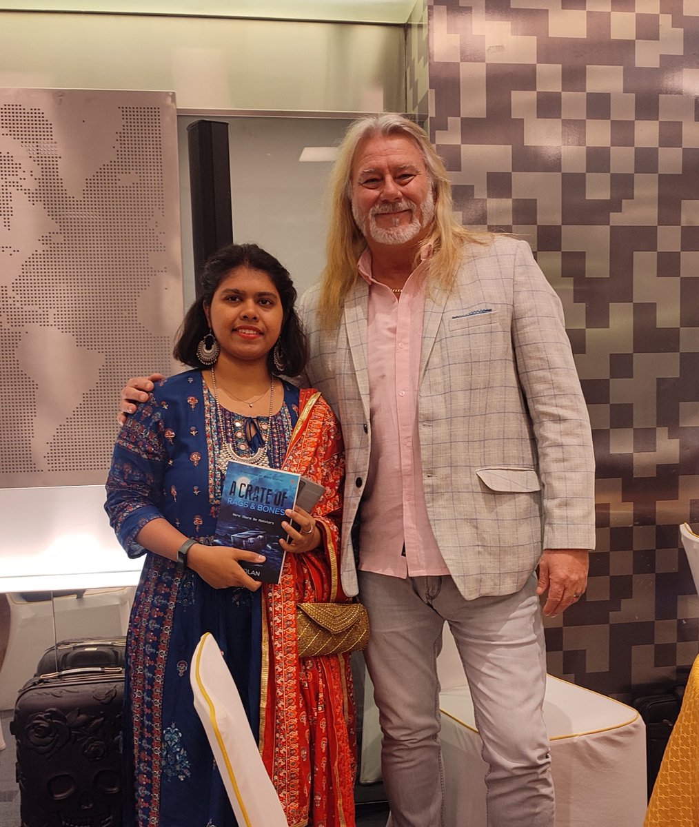 sir_wordsmith's tweet photo. Another hectic weekend. I gave a talk at the Asia Pacific Networking Meet in New Delhi for a host of industry people and authors. I slipped in a quick read out of A Crate of Rags & Bones to give them a few shivers! Good times!
#literaryevent #authorsmeet #ukiyotopublishing https://t.co/urHZQ0qUej
