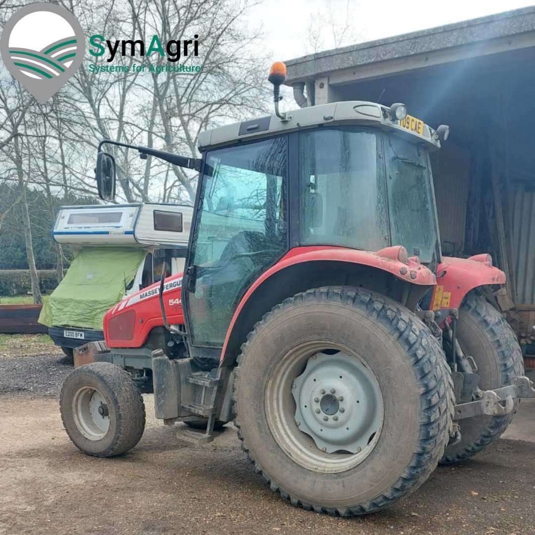 SymAgri's tweet photo. Our team installed #FarmBackup trackers to this customer’s mixed fleet. 
You can use FarmBackup for tracking your machines and implements in real time 📍🌏🚜. 

Contact us to find out more ➡️ https://t.co/DDjOX9bBwE https://t.co/yTDBDlPRGT