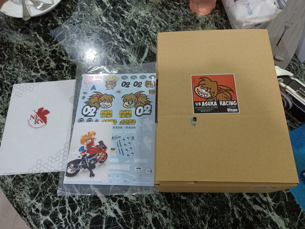 ☆大人気商品☆ レジンキャスト組立キット「1/6アスカ Racing Ver