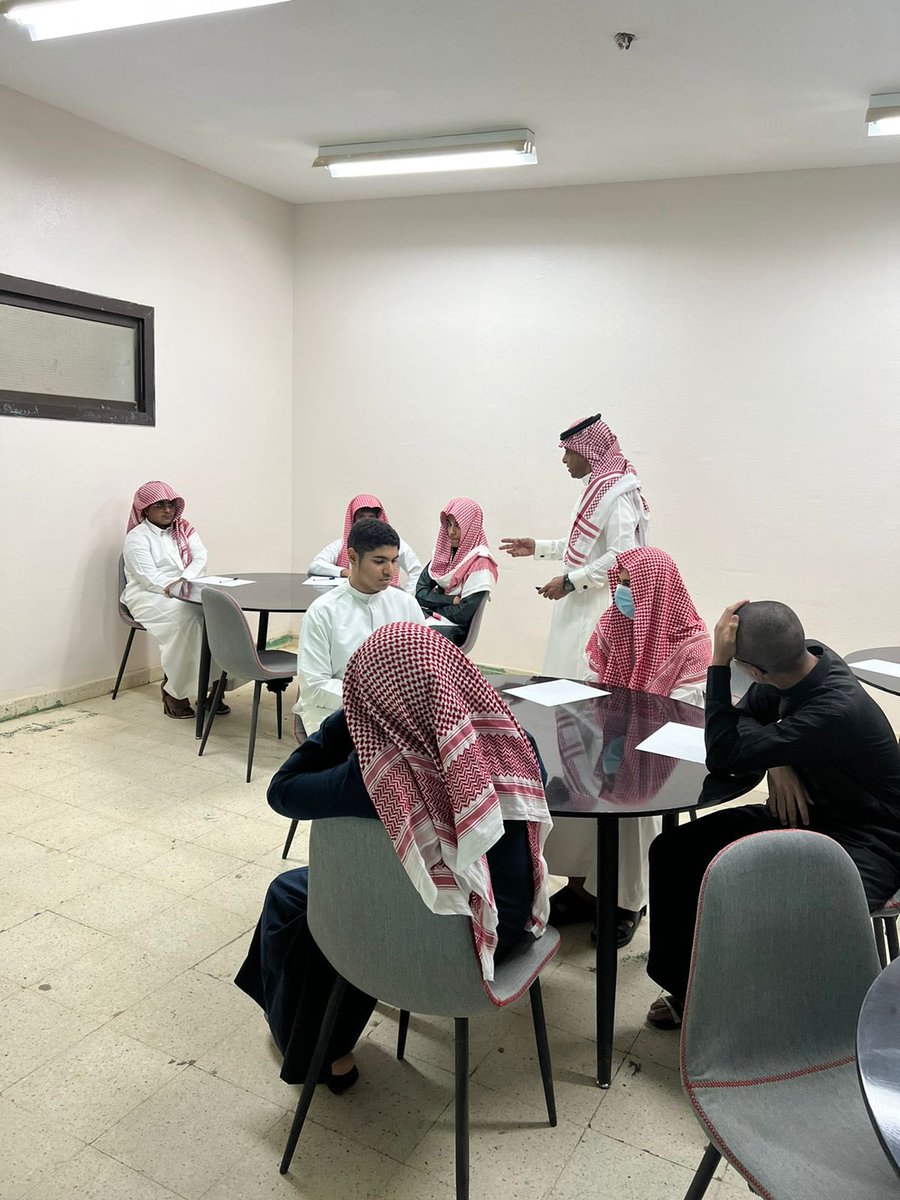 moh12479's tweet photo. برنامج إثرائي  II>

نفذ مركز رعاية الموهوبين بالمظيلف برنامج ( القبعات الست في التفكير  )

ضمن برامج مركز الموهوبين بالمظيلف
للفصل الدراسي الثالث بمدرسة الفاروق في مقر المركز

#وزارة_التعليم 
#تعليم_القنفذة https://t.co/oJHHsiKpn3