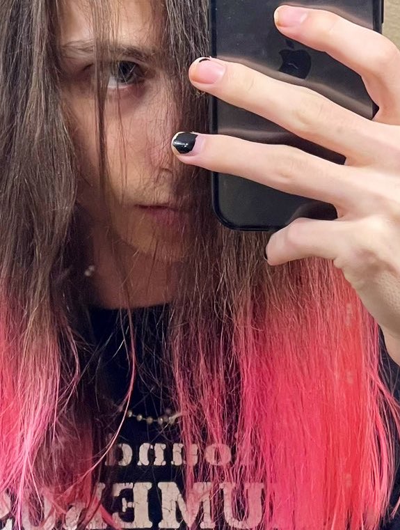 graveyardgoon's tweet photo. got my hair did all nice like https://t.co/PGrhaOwrUs