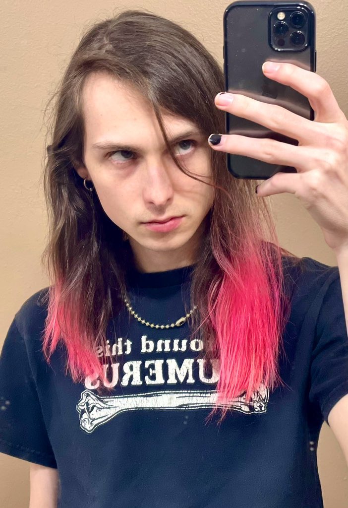 graveyardgoon's tweet photo. got my hair did all nice like https://t.co/PGrhaOwrUs