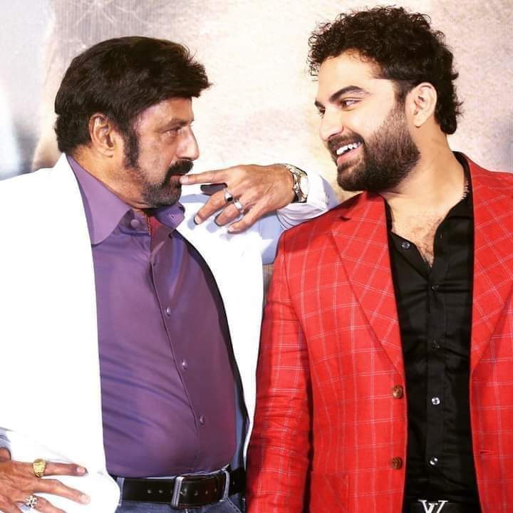 shabber_simha's tweet photo. Here's wishing Mass Ka Dass @VishwakSenActor a very Happy Birthday from #GodofMassesNBK fans💐🎂

All the best for your future projects👍

#HBDVishwakSen #NandamuriBalakrishna #VishwakSen https://t.co/1Uh8FRZ8YG
