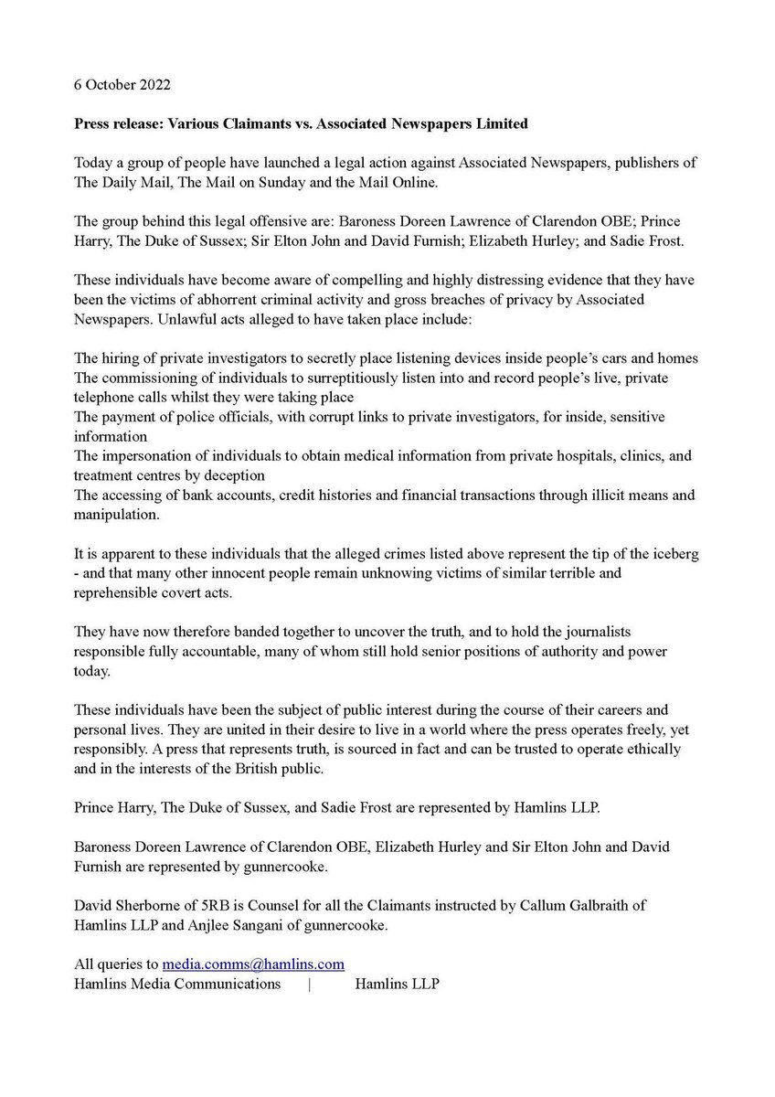Barbara27541025's tweet photo. @BBCNews The Irony.
The Anti EU Daily Fail,invokes the same EU Human Tights Laws,to protect their alledged,criminal journalist.
Are some of those Journalists and Executive working for the BBC?
Where is #PaulDacre?
#Leveson2 https://t.co/JqL2reCS4z