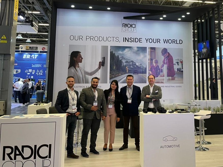 RadiciGroup's tweet photo. #RadiciGroup team is waiting for you at @ExpoPlasticos 2023 at booth 1218. 
Come, meet Marco Puttini, Alan Matosian, Denisse Aimara Chavarría Vega, Adolfo Gandarillas Rivera, Edi Degasperi and discover #highperformancepolymers solutions.
#ExpoPlásticos #ExpoPlásticos2023 https://t.co/zHR5NwV2im