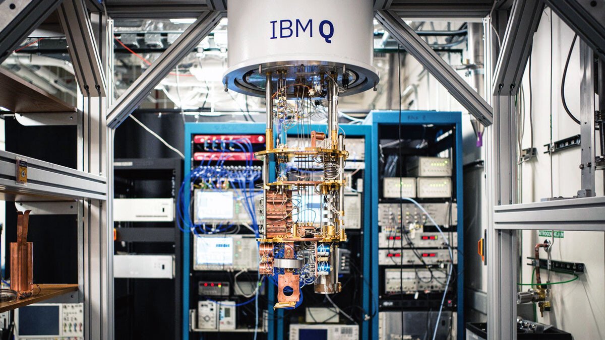 .<a href="/IBMItalia/">IBM Italia</a> celebra oggi il 75° anniversario della sua sede a #Napoli. Da #DeCrescenzo a L'Amica Geniale, tanti racconti intrecciano la storia di #IBM e il capoluogo campano. Ma oggi i talenti partenopei lavorano con #AI e #Quantum per trasformare il Paese in meglio #DigiGreen