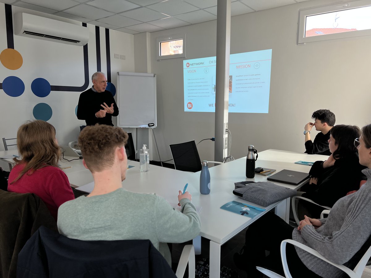 BInetwork_srl's tweet photo. Continua il percorso formativo in collaborazione con @RandstadItalia.
Stay tuned!
#welovedata #formazione #academy #crescita #motivazione #esperienza #lavoro #analytics #lezione #dataanalysis https://t.co/4D2gjGrtMb