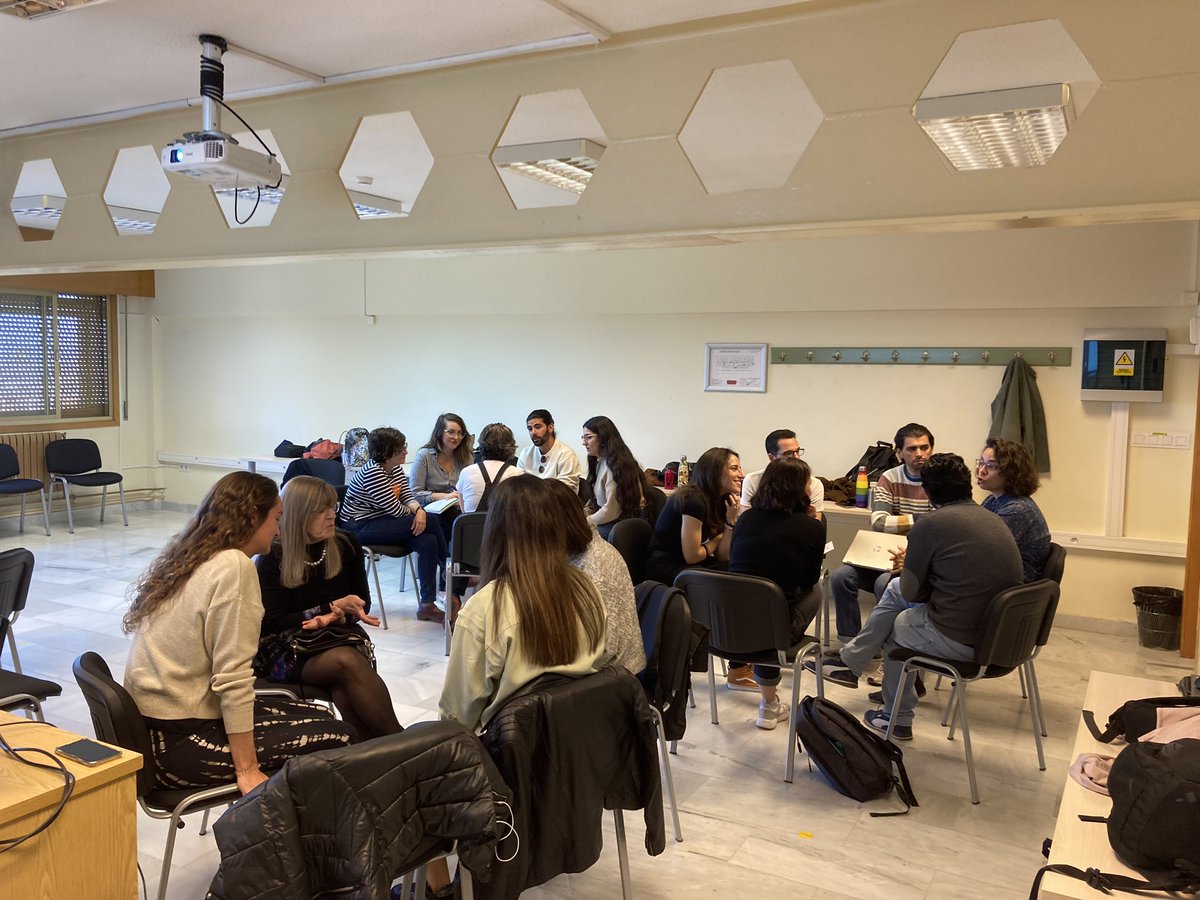 Reflexionando en nuestro Gruoo Docente de Psicología UGR sobre la evaluación en la docencia universitaria.