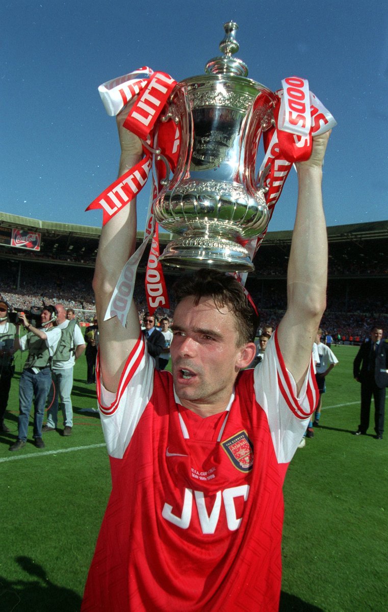 Arsenal's tweet photo. Happy 50th birthday, Marc Overmars 🎈 https://t.co/XzLK5FK9WP