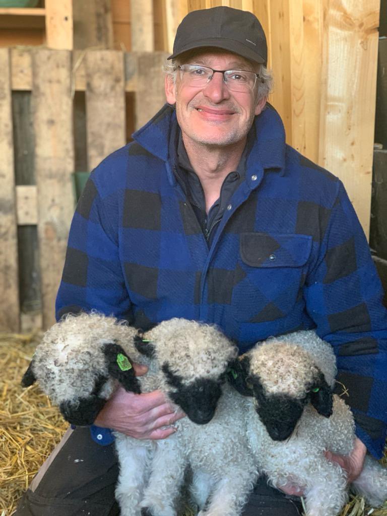 FlakkeePodcast's tweet image. Aanstaande vrijdag komt een 
gloednieuwe FlakkeePodcast online! We zijn dan in 
gesprek met Servaas van der Horst van waterschap
partij, Water Natuurlijk. Hij vertelt onder andere over de
stand van de natuur op ons eiland.
 #Spotify #podimo #deezer