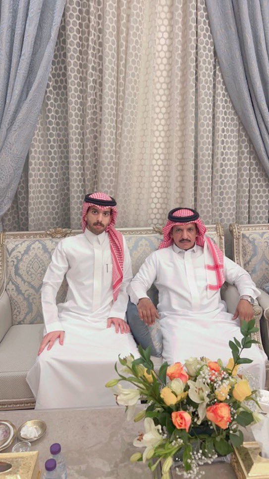 BenDegaither's tweet image. نبارك لكم ونشارككم افراحكم
 @binodaah_  
@NAIF00LAW 
 في حفل تخرج الملازم محمد بن نايف ابن عوده من كلية الملك فيصل الجويه برتبة ملازم متمنين لهُ دوام التوفيق والنجاح  ومنها إلى اعلى الرتب ان شاءالله