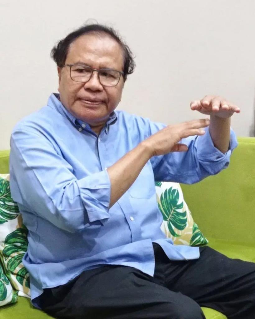 Banyak yang tanya,, kok Bang RR masih saja bersemangat untuk terus memperbaiki Indonesia? Jawabannya sederhana: “Sejak jadi mahasiswa di ITB, otak dan hati saya tidak bisa menerima, kok mayoritas rakyat kita miskin padahal Indonesia sangat kaya 🥲?”.