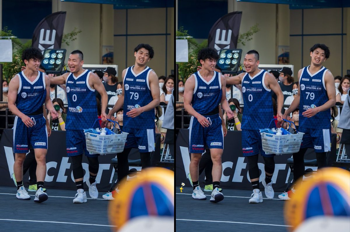 ZIGExN_UPDATERS's tweet image. アップデーターズ間違い探し🏀（もっかい！）レベル1🐣
左右の写真を見比べると、実は右の写真に間違いが３つ。。！
答えは明日公開！
正解が分かった方は #リツイート #いいね #返信 してね！😆
・・・前回のちょっと難しかったかな？今回のは少し簡単にしたよ🤫
#updaters #3x3 #バスケ #じげん3x3