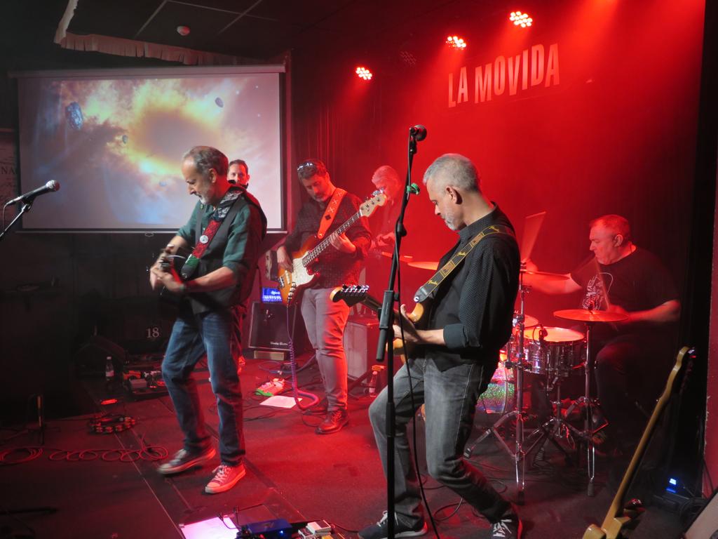 Still Morris tweet media