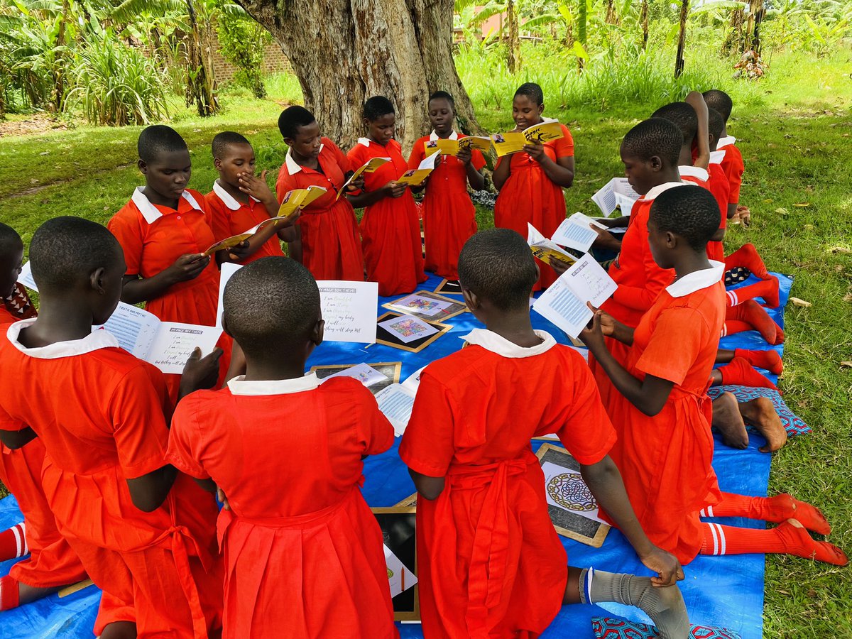 AssortedAfrica's tweet photo. We had our #readingsession we had fun, we shared stories on #periodpoverty and #mensturalstigma we donated #mymagicbox a Menstrual handbook to girls and the school library for other girls to learn more about their bodily autonomy, changes, and MHM https://t.co/I51vLQ7NLj