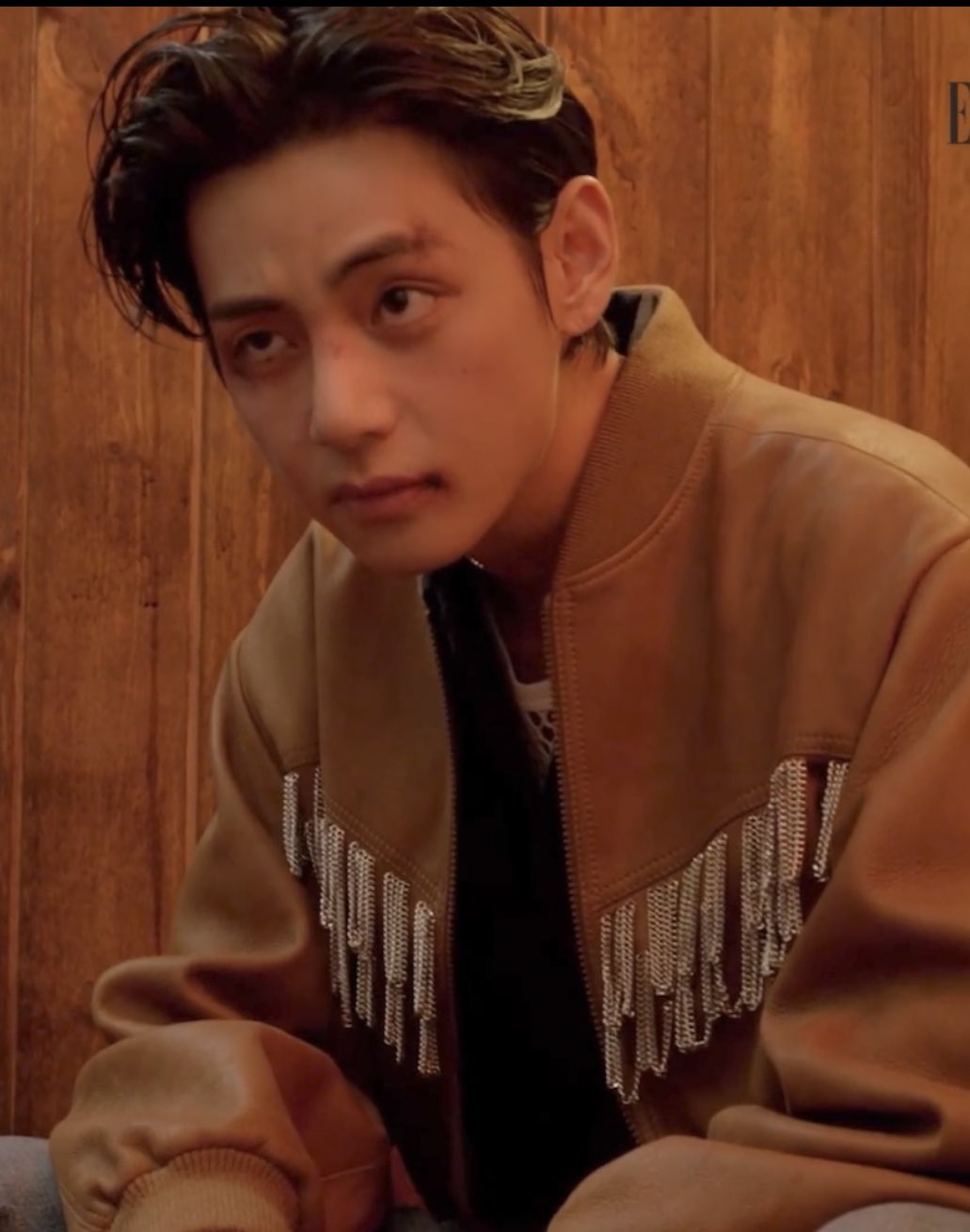 thv-on-twitter-taehyung-s-stare-https-t-co-549q6tiptg-twitter