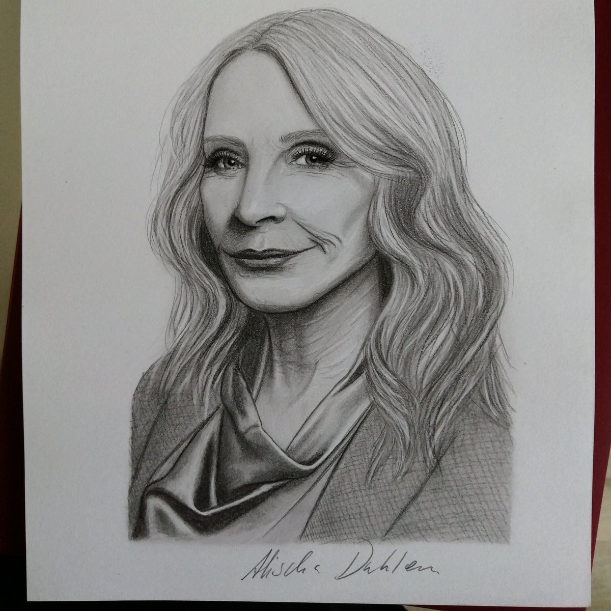 crazy_alischa's tweet photo. @gates_mcfadden  ❤️✍🏽💕
#StarTrekPicard #StartrekPicardSeason3 #GatesMcFadden https://t.co/UZ4Rx7dsF5