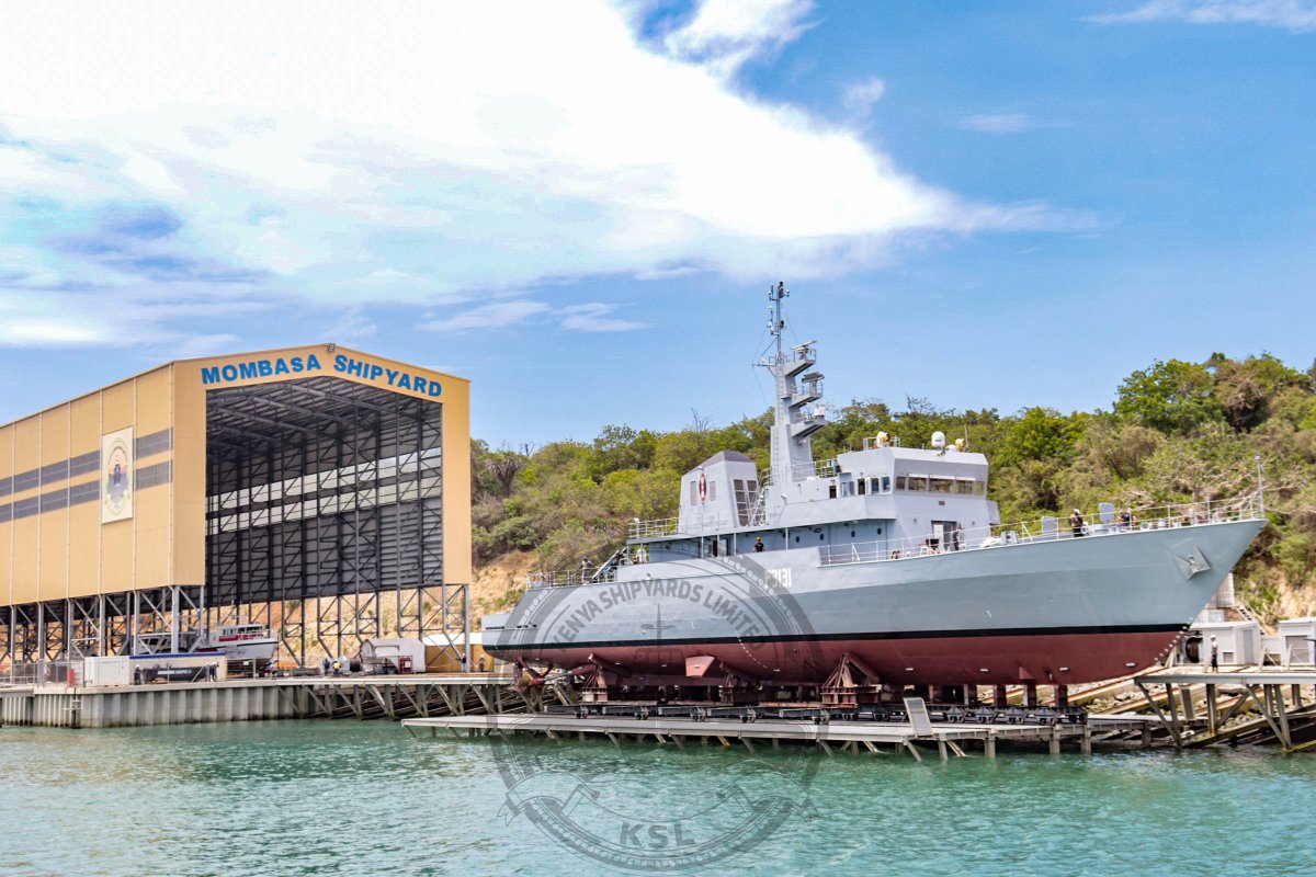 KenyaShipyards's tweet photo. Did you know that, according to the principle of buoyancy, an object immersed in a liquid will face an upward force? When the upward force is more than the gravity (downward force), the object floats. The upward force exerted by the liquid is the buoyant force. #Shupavu #Mombasa https://t.co/sOzrs52hXS