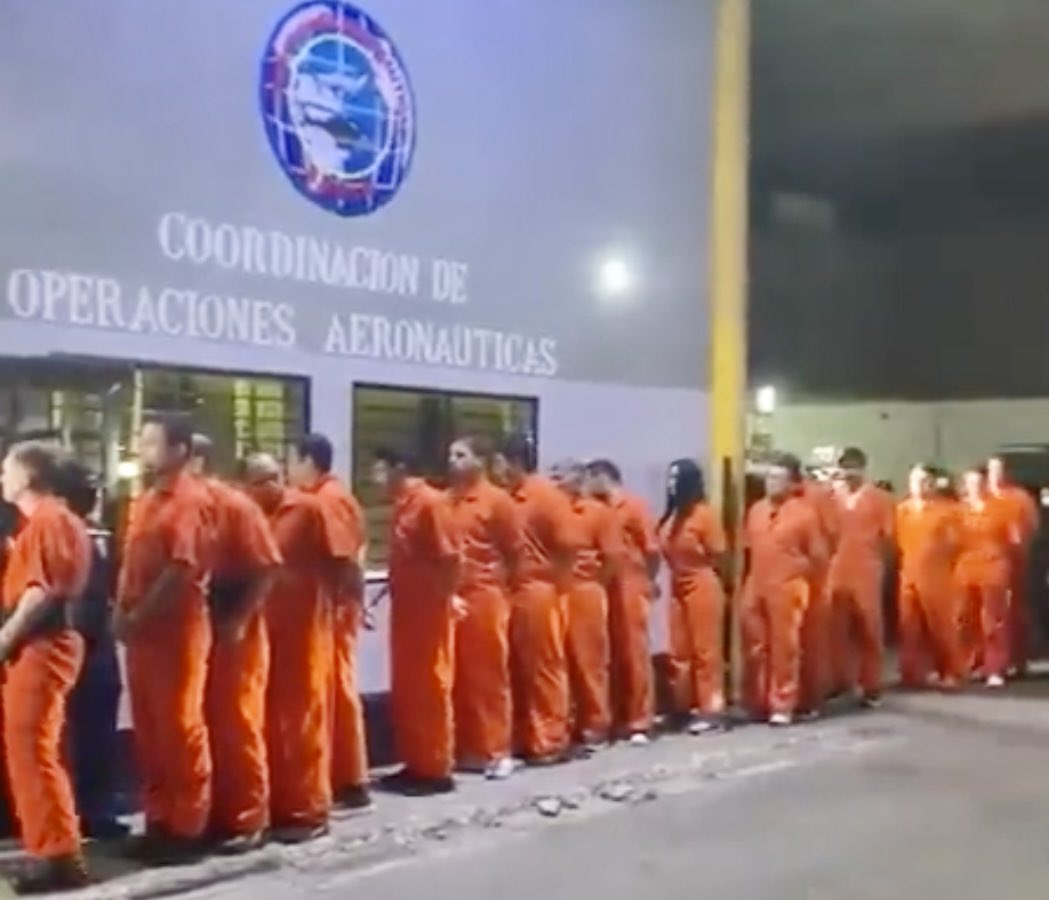 #CULMINADA  AHORA la audiencia de #IMPUTACIÓN  de los funcionarios, empresarios y jueces vinculados a varias tramas de #CORRUPCION… El <a href="/MinpublicoVEN/">Ministerio Público venezolano</a> solicitó para todos privativa de libertad las cuales fueron acordadas por el tribunal #JUSTICIA…