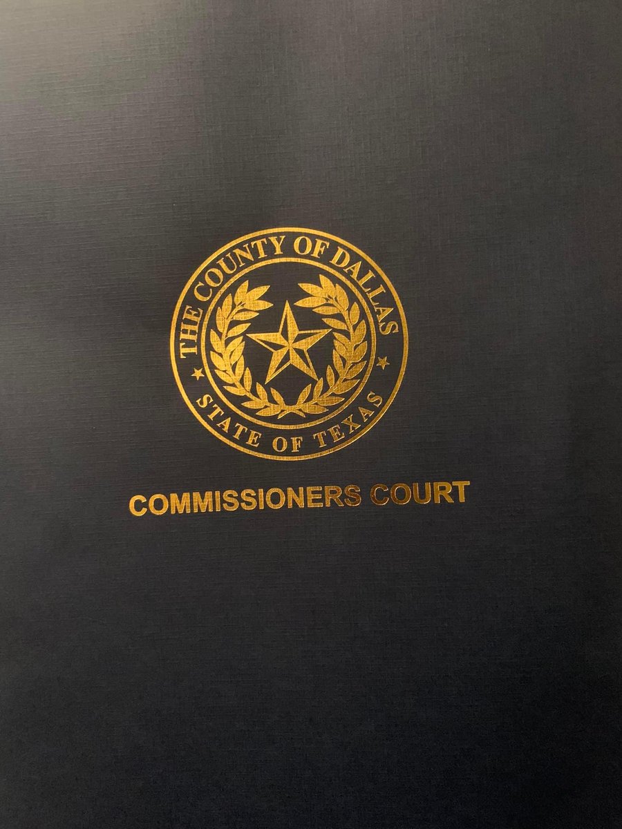 nutransmovement's tweet photo. @StonewallDalCo, thank you! Susie Hess, Michelle Jennifer Hess &amp; momma bear Rachel Gonz are committed to amplifying trans voices &amp; taking up space unapologetically. 🏳️‍⚧️ Celebrating Transgender Visibility 🏳️‍⚧️ Thank you, Commissioners Court! #transisbeautiful @CityOfDallas https://t.co/XnyITay8vA