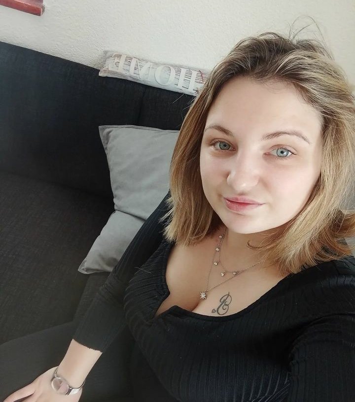 Sert koyan sikici varsa takip etsin Rt yapsın canlarım

instagram.com/nermin_peker35