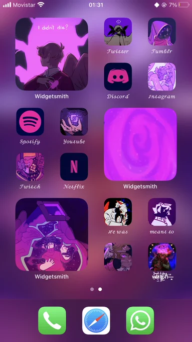Hey guys do u like my home screens ?One is for the day and the other for the night :) 
