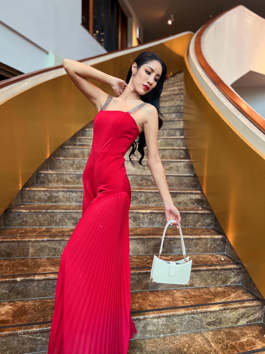 ทวิตเตอร์แรกในชีวิตฝากทุกคนติดตามเป็นกำลังใจให้แสตมป์ด้วยนะคะ🙏🏻🐒👑✨#มิสแกรนด์ลพบุรี