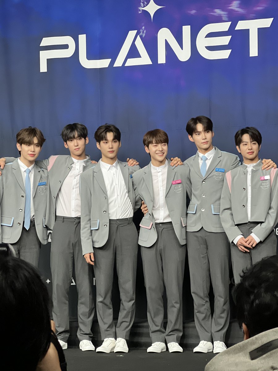 Group 1 Just entered the scene! 

From left: Kim Tae-rae; Na Kamden; Park Han-bin; Seok Matthew; Sung Han-bin; Keita

#BOYSPLANET #Mnet #보이즈플래닛
