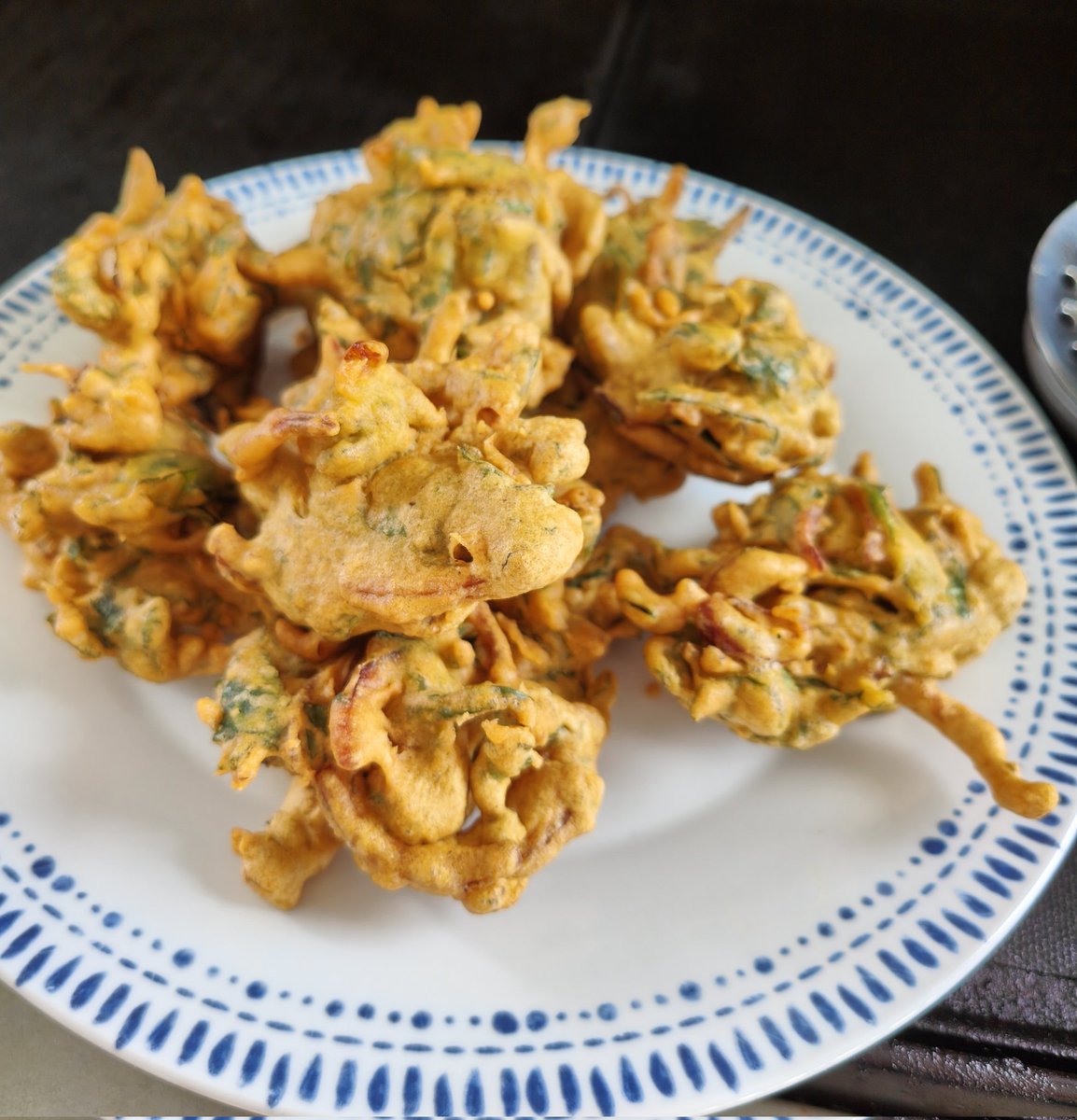 MissFiji4's tweet image. Spicy spinach pakoras 😋
#fritters #yummy #Spicy
