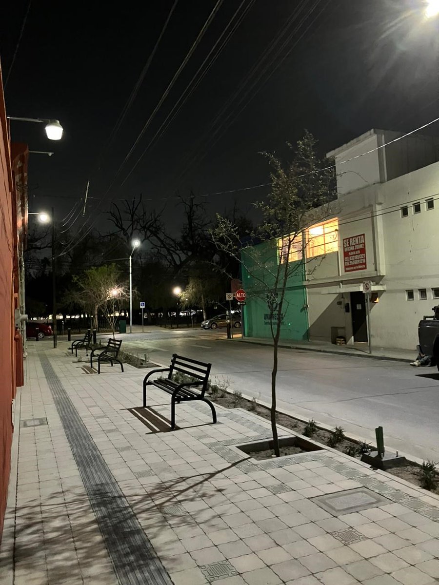 NR_ac's tweet photo. En cumplimiento a los compromisos adquiridos con el gobierno de Monterrey, Nuestras Realidades AC hizo entrega de la segunda obra accesible, incluyente y  sustentable a favor de los peatones y PcD , en las calles de Washington y Villagran en Monterrey, N.L. https://t.co/EMM9AP6gF1