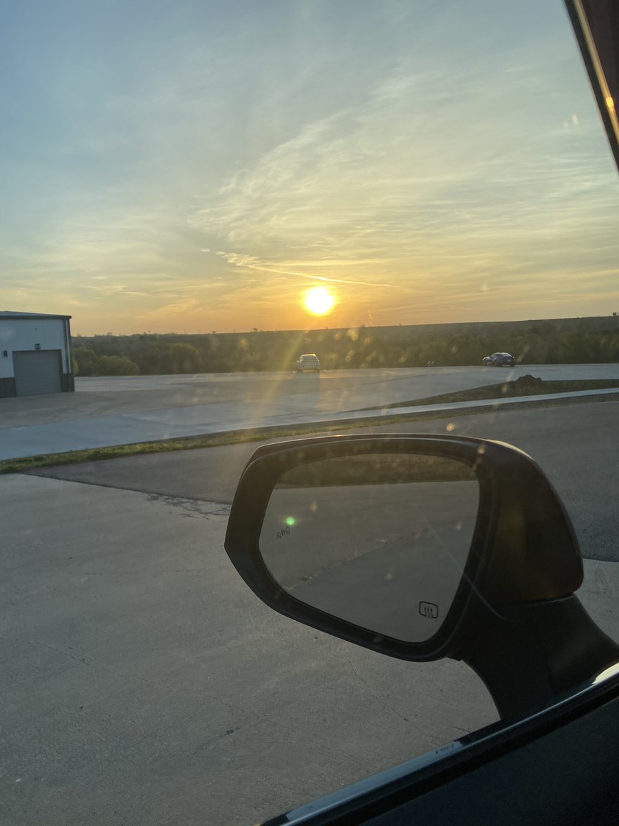 TeiaBCollier's tweet photo. Two days. Great people. The best and brightest of auto. Gorgeous setting. We’re gonna name The Vehicles of Texas.  #gameon 🥰It’s Texas Auto Roundup, and I’m thankful. #moretocome #txautowriters #autoroundup23 https://t.co/JPWGpeacUB
