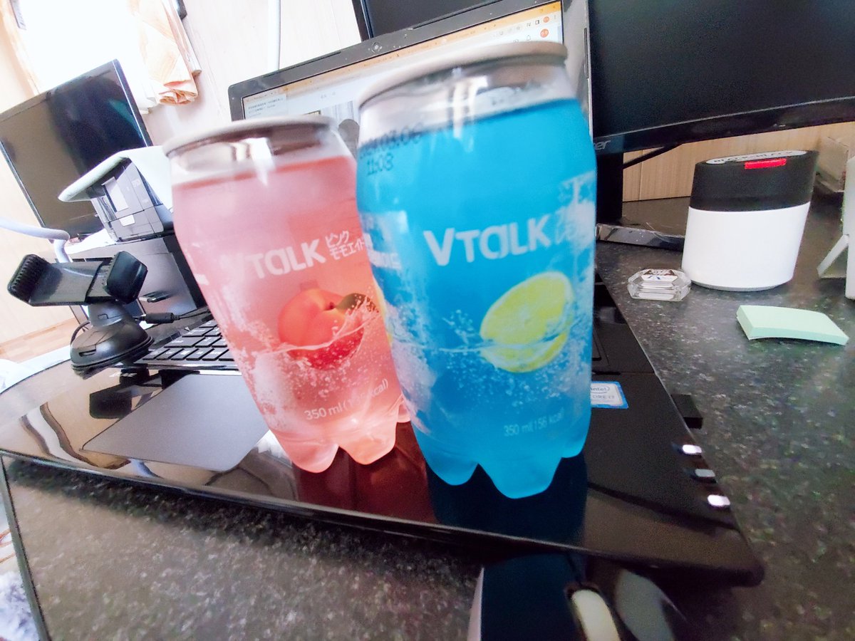 morimori5884's tweet photo. 韓国の美味しいジュースでお昼休憩🍵
どっちを飲むかすごい悩みます笑

さて、もうすぐ森鯖も鯖民3000人の大規模サーバーになります✨✨

超無名無知状態から右も左も分からずやってきた私ですが、私と同じくサーバーを伸ばしたいと考える人達のお手伝いもしていきたいですね🍀

中身よりまず外見を🔥 https://t.co/AfD1tciG8k