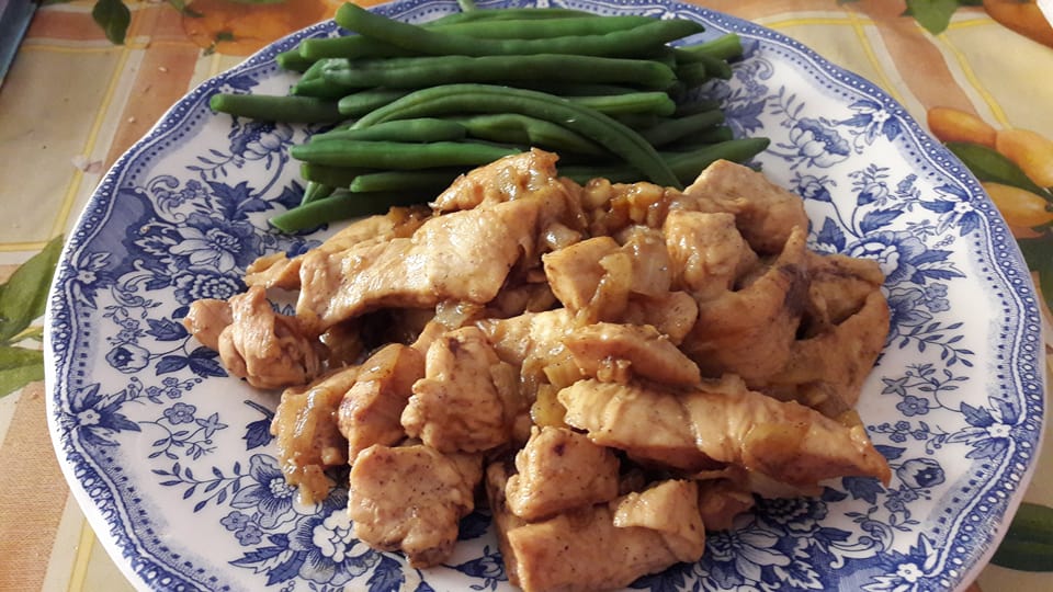 Dogadit's tweet photo. Bonjour !
Un menu #indiceglycémique bas vite fait
P’tit déj: Crème #Budwig
Ce midi: Emincé de #volaille au #miel et #épices
Ce soir: #Tofu au #curry et #laitdecoco
https://t.co/IInO33tvP4
#glycémie #alimentation #igbas #diabète #repaséquilibré #menu #sain #recette #vitefait https://t.co/B2jTwwa5iK