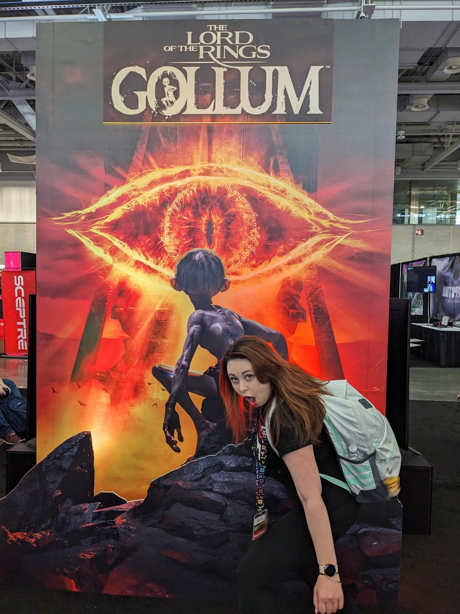 Olivehobbits's tweet photo. Had an incredible time at #PAXEast !!🎉 

'til next time Boston! 😋🌭 https://t.co/Aici1anF4a